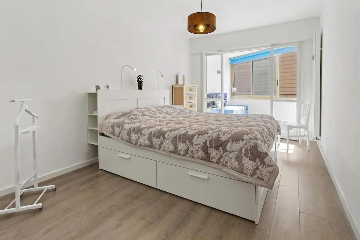Apartment Centre Ville, Parking, 2 Min Gare Saint-Raphael  France
